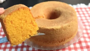 Bolo de Cenoura com Fubá Fofinho e Úmido para o Café da Tarde