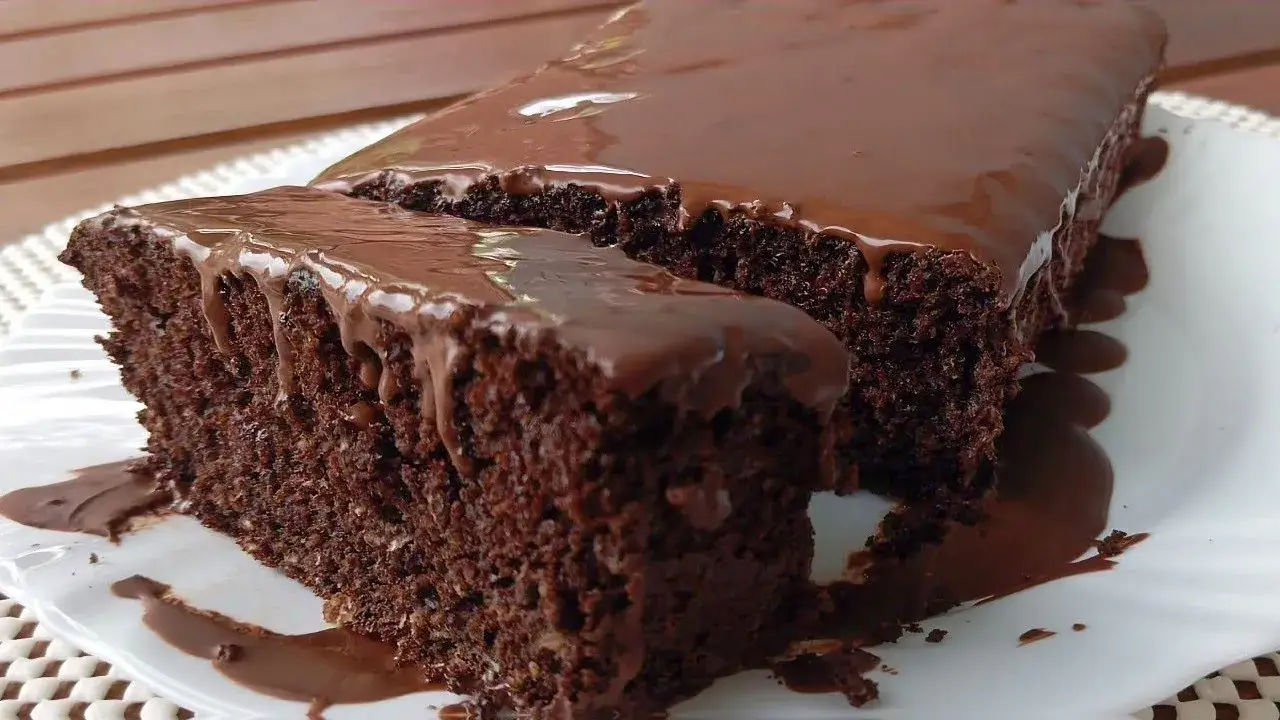 Bolo de Chocolate sem Farinha de Trigo Fácil e Saudável