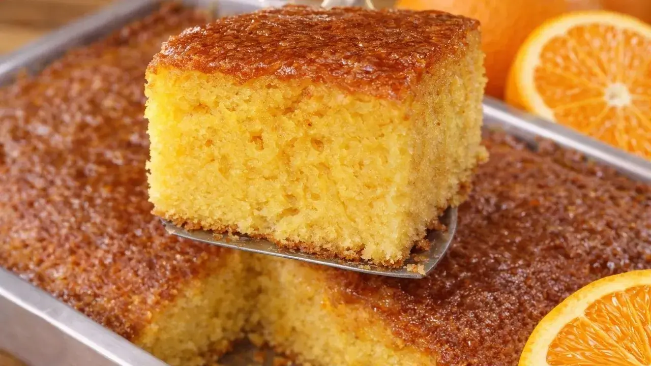 Bolo de Laranja Fofinho com Calda Caseira Fácil de Fazer
