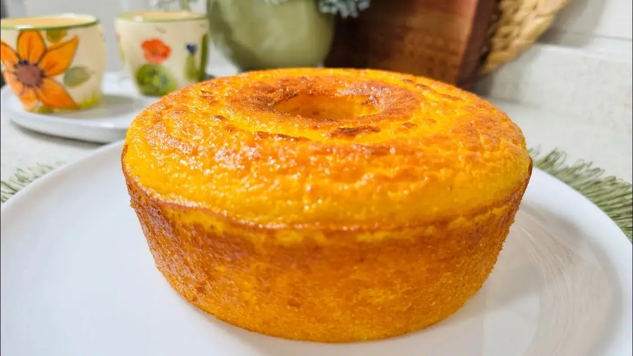 Bolo de Milho Sem Glúten no Liquidificador Fácil e Saboroso para o Café