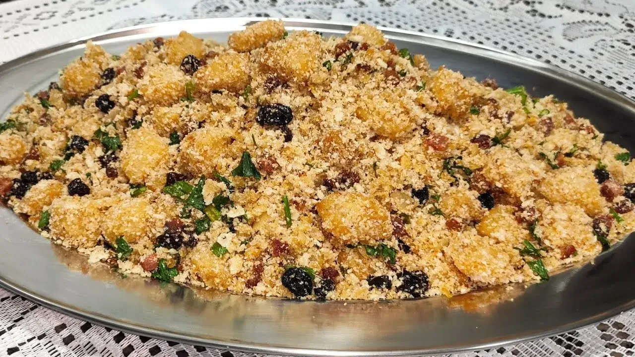 Farofa de Abacaxi com Bacon para Ceia e Almoços Especiais