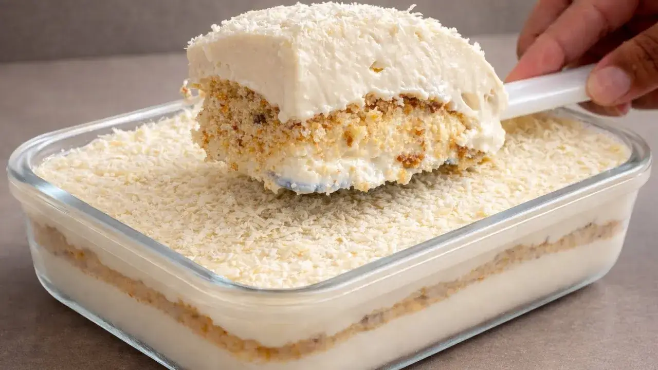 Pavê Bolo de Abacaxi Gelado de Travessa Cremoso