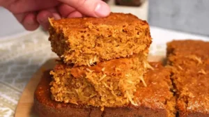 Queijadinha com Doce de Leite Cremosa e Úmida para Fazer em Casa
