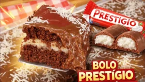 Bolo de Prestígio Gelado com Recheio Cremoso de Coco e Cobertura de Ganache