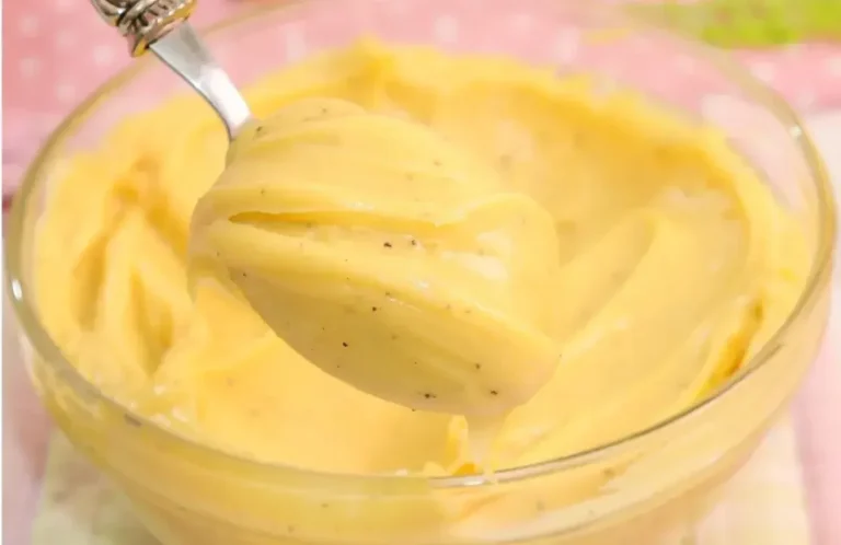 Briganache de Maracujá: Recheio Cremoso e Estruturado para Bolos e Doces