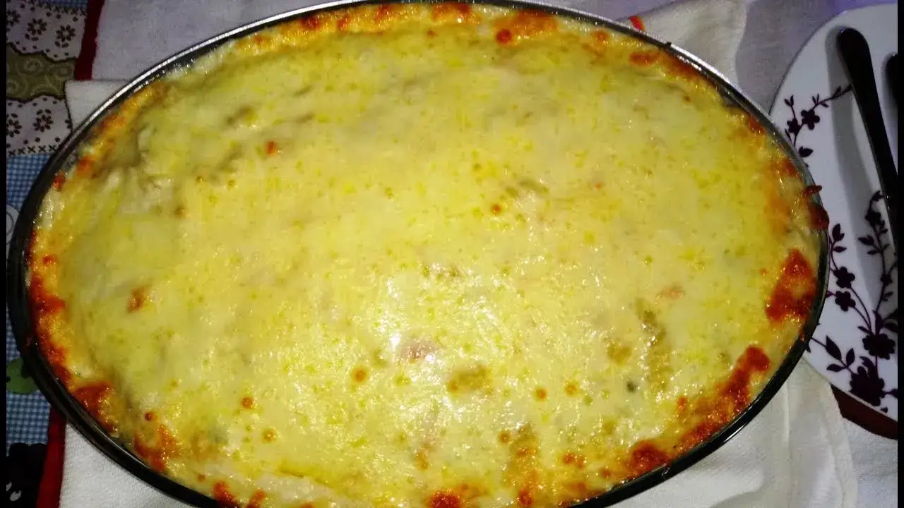 Macarrão Cremoso de Forno com Frango: Receita Simples, Cremosa e Perfeita para o Almoço