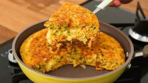 Omelete de Frigideira com Farinha de Mandioca e Recheio