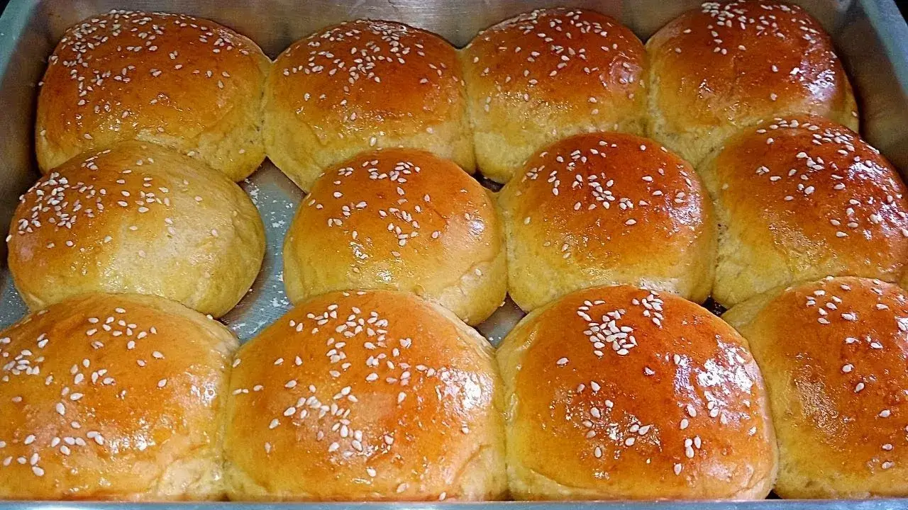 Pão de Hambúrguer Fofinho Caseiro para Fazer Hambúrguer Perfeito em Casa