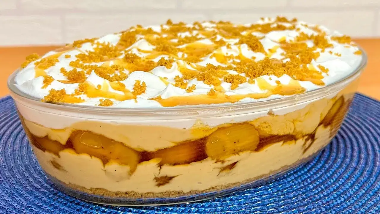 Sobremesa de Banana com Caramelo e Creme: Receita Cremosa em Camadas Fácil de Fazer