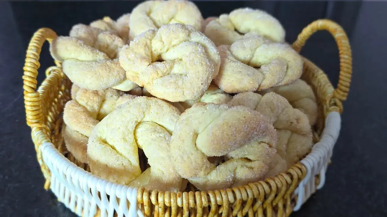 Bolachinhas Amanteigadas Fáceis e Macias para o Café da Tarde
