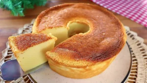 Bolo de Leite Cremoso de Liquidificador Fácil e Bem Molhadinho