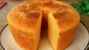 Bolo de milho verde de liquidificador fofinho e fácil