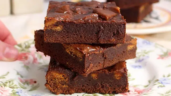 Brownie com Cookie de Especiarias Cremoso e Fácil para Fazer em Casa