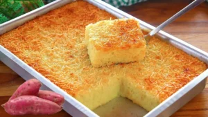 O bolo de batata doce é uma receita simples, prática e perfeita para o café...